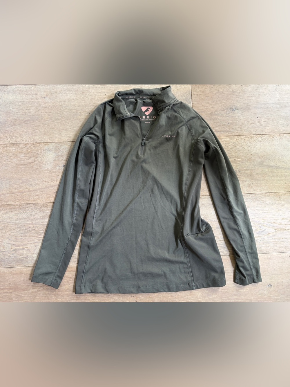 Aubrion horseback riding equestrian 1/4 zip base layer zip pocket - size medium